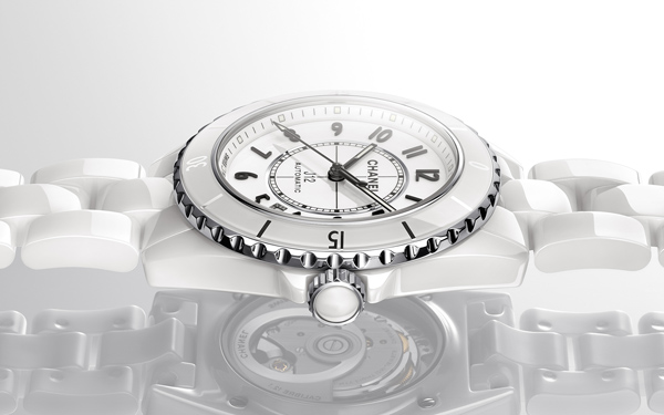 時計選びはケース素材も重要 主要ケース素材10種とその特徴 高級腕時計専門誌クロノス日本版 Webchronos