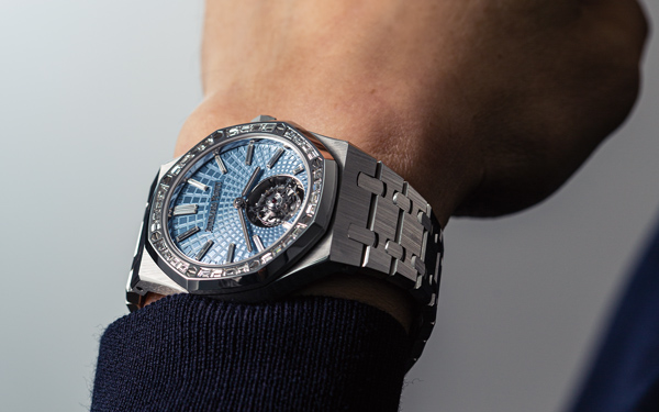 サイラス 独立したクロノグラフが示すブランドの独自性 | 高級腕時計 